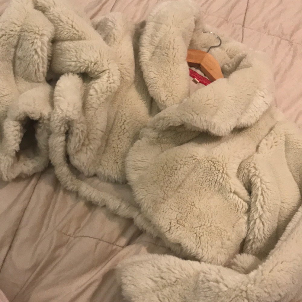 Cream Cropped Fur